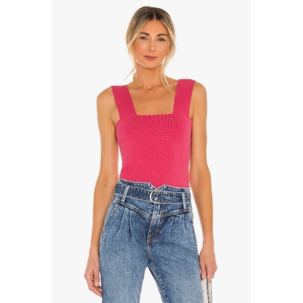 525 America Open Back Square Neck Tank in Pout Pink Size Large